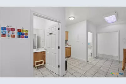 223 Lucinda Drive, New Braunfels, TX 78130 - Photo 33