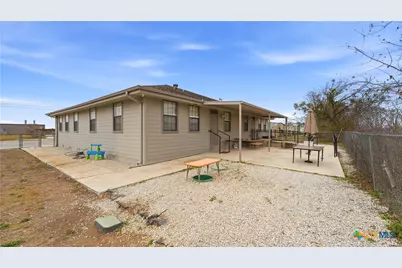 223 Lucinda Drive, New Braunfels, TX 78130 - Photo 37