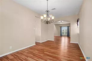 175 Plantation Dr, Seguin, TX 78155 - Photo 7