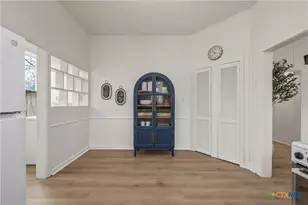 1007 N Jackson Ave, Cameron, TX 76520 - Photo 17