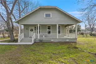 1007 N Jackson Ave, Cameron, TX 76520 - Photo 1