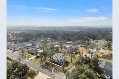 1007 N Jackson Avenue, Cameron, TX 76520 - Photo 39