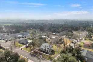 1007 N Jackson Ave, Cameron, TX 76520 - Photo 39