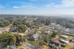 1007 N Jackson Ave, Cameron, TX 76520 - Photo 35