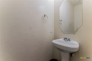 2605 John Helen Dr, Killeen, TX 76549 - Photo 35