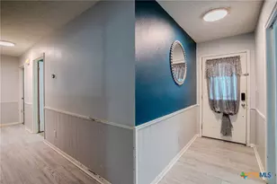 503 Sherwood Dr, Victoria, TX 77901 - Photo 5