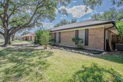 503 Sherwood Drive, Victoria, TX 77901 - Photo 3