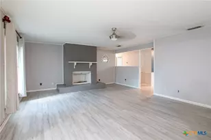 503 Sherwood Dr, Victoria, TX 77901 - Photo 11