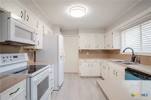 503 Sherwood Dr, Victoria, TX 77901 - Photo 21