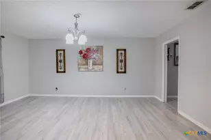 503 Sherwood Dr, Victoria, TX 77901 - Photo 7