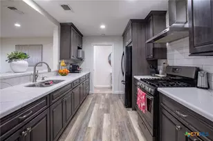 3505 Oaklawn St, Victoria, TX 77901 - Photo 11