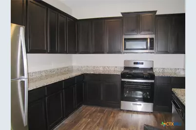 961 Shady Brk Street, New Braunfels, TX 78132 - Photo 7