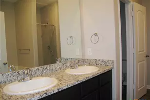 961 Shady Brk St, New Braunfels, TX 78132 - Photo 13