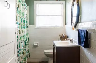 2402 E Walnut Ave, Victoria, TX 77901 - Photo 11