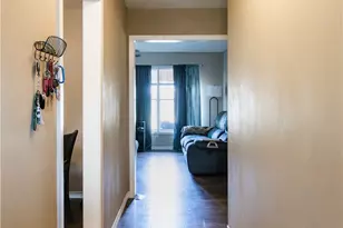 2402 E Walnut Ave, Victoria, TX 77901 - Photo 7