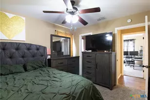 2402 E Walnut Ave, Victoria, TX 77901 - Photo 15