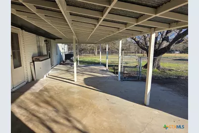 1513 W Main Street, Little River Academy, TX 76554 - Photo 3