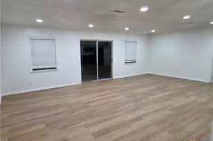 1513 W Main St, Little River Academy, TX 76554 - Photo 5