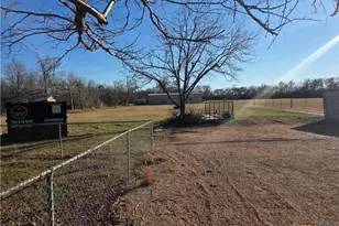 1513 W Main St, Little River Academy, TX 76554 - Photo 23