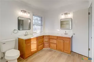 1513 W Main St, Little River Academy, TX 76554 - Photo 15