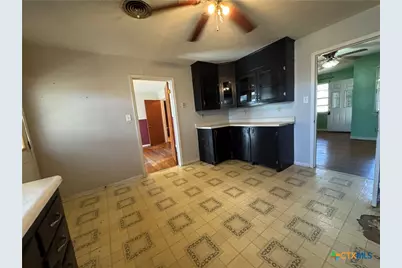 609 S 11th Street, Copperas Cove, TX 76522 - Photo 11