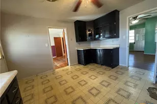 609 S 11th St, Copperas Cove, TX 76522 - Photo 11