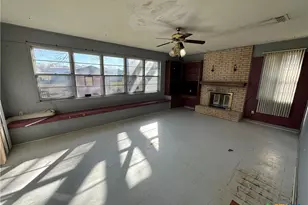 609 S 11th St, Copperas Cove, TX 76522 - Photo 17