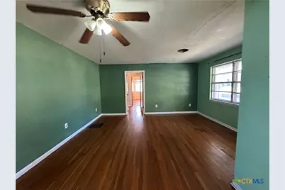 609 S 11th Street, Copperas Cove, TX 76522 - Photo 7