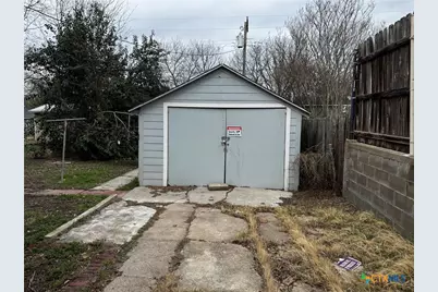 1010 S 17th Street, Temple, TX 76504 - Photo 23