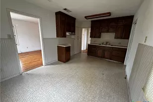 1010 S 17th St, Temple, TX 76504 - Photo 9