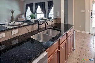 21526 Thunder Basin, San Antonio, TX 78261 - Photo 13