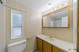 1506 Honeysuckle Ln, New Braunfels, TX 78130 - Photo 19