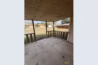 127 Hillcrest Drive, Luling, TX 78648 - Photo 23