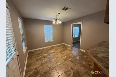 127 Hillcrest Drive, Luling, TX 78648 - Photo 11