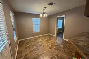 127 Hillcrest Dr, Luling, TX 78648 - Photo 11