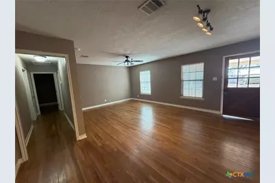 127 Hillcrest Drive, Luling, TX 78648 - Photo 3