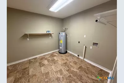 127 Hillcrest Drive, Luling, TX 78648 - Photo 21