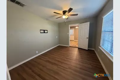 127 Hillcrest Drive, Luling, TX 78648 - Photo 13