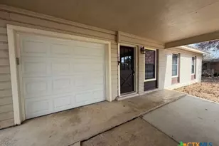 127 Hillcrest Dr, Luling, TX 78648 - Photo 23