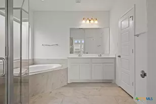 1921 Creek Ridge St, Seguin, TX 78155 - Photo 17