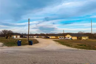 540-566 Crest Circle Dr, San Marcos, TX 78666 - Photo 5