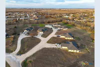 540-566 Crest Circle Drive, San Marcos, TX 78666 - Photo 17
