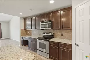 2724 Scarlet Tanger, New Braunfels, TX 78130 - Photo 17