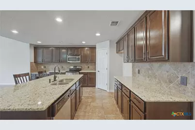 2724 Scarlet Tanger, New Braunfels, TX 78130 - Photo 15