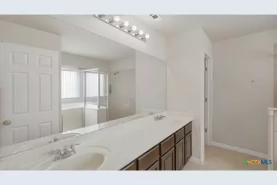 2724 Scarlet Tanger, New Braunfels, TX 78130 - Photo 31