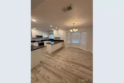 1211 Clearwater Drive, New Braunfels, TX 78130 - Photo 5