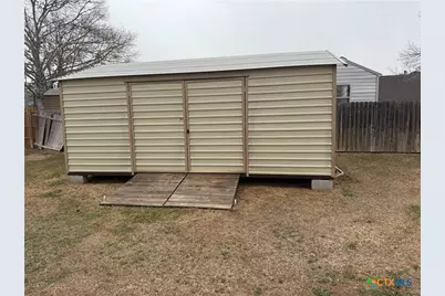 104 Alamo Circle, Cuero, TX 77954 - Photo 15