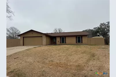 104 Alamo Circle, Cuero, TX 77954 - Photo 1