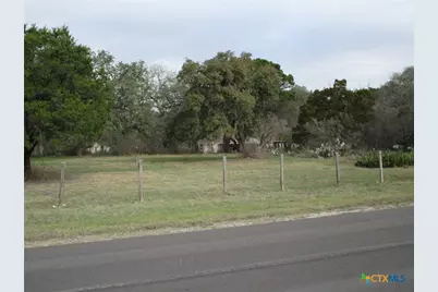 138 Bear Creek Drive, New Braunfels, TX 78132 - Photo 9