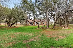 144 Big Sky Dr, New Braunfels, TX 78132 - Photo 3